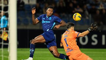 Samu Aghehowa durante un partido con el Oporto en la temporada 24-25.