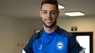 Burgui vuelve a entrenarse tras superar la COVID