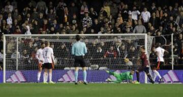 Dani García marca el 0-3 para el Eibar ante el Valencia.