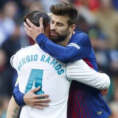 Cordialidad entre Ramos y Piqué antes y después del partido