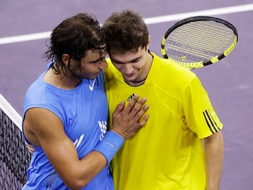 Gilles Simon se interpuso entre Nadal y la final en la última edición del torneo disputada en pista dura. El francés se impuso por 3-6, 7-5 y 7-6 (6) tras remontar un 4-2 al resto en el tercer set y un 3-1 en el tie-break definitivo. A pesar de la derrota, Rafa salió de Madrid como número uno del mundo, título que había obtenido gracias al oro de los Juegos de Pekín.