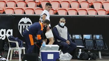 Hugo Guillamón, lesionado.