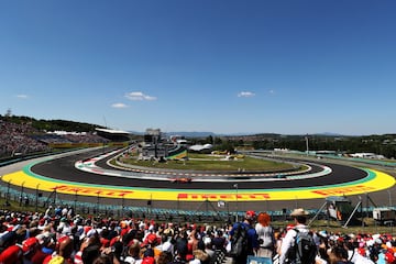Daniel Ricciardo en el circuito de Hungagoring.