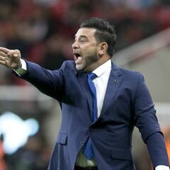 Para Mohamed, hablar de planteles es una “excusa barata”