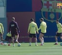 Vuelve el 'tontito': así fue la primera práctica grupal del Barça
