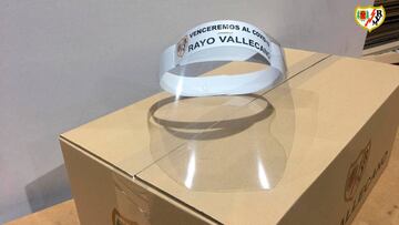 M&aacute;scara protectora para los sanitarios hecha y donada por el Rayo.