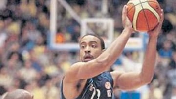 <b>PRESIÓN EXTRA. </b>En los ataques blancos, la megafonía presionó.