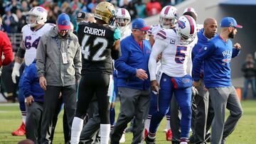 Jan 7, 2018; Jacksonville, FL, USA; Buffalo Bills quarterback Tyrod Taylor (5) leaves the game with an apparent injury during the fourth quarter of the AFC Wild Card playoff football game at Everbank Field. Jacksonville Jaguars defeated the Buffalo Bills