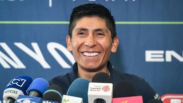 IT03 FOLIGNO (ITALIA) 15/05/2017.- El ciclista colombiano Nairo Quintano, de Movistar, ofrece una rueda de prensa durante la jornada de descanso del Giro d'Italia en Foligno (Italia) hoy, 15 de mayo de 2017. EFE/Alessandro Di Meo