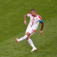 Así se narró el golazo de Kolarov ante Costa Rica