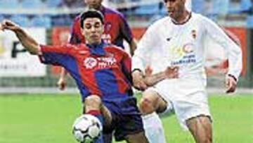 <b>SE LA JUEGAN</B>. El Murcia puede lograr el ascenso venciendo al Levante este domingo.