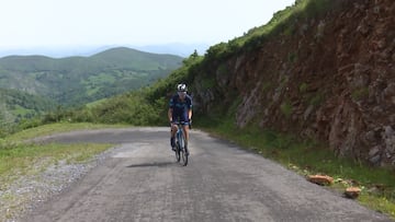 La ciclista del Movistar Alicia Gonz¨¢lez reconoce para AS la subida al Collado Fancuaya, cima in¨¦dita que se subir¨¢ en la octava etapa de La Vuelta 2022.