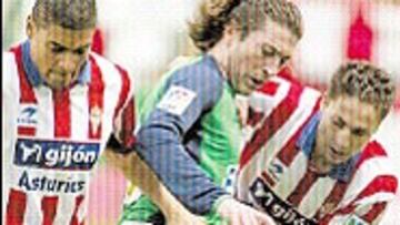 <b>LÍDER</b>. El Sporting alcanzó el primer puesto tras derrotar al Almería.