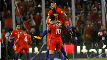 Chile 1x1: El esfuerzo de Vidal y 'Mago' Valdivia revive a la Roja