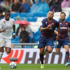 Vezo y Rochina se quedan fuera de la convocatoria del Levante