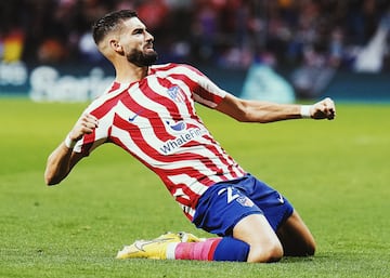 Atl¨¦tico de Madrid 1-1 Bayer Leverkusen | Disparo de Carrasco desde la frontal al primer palo para batir a Hradecky y poner el empate en el marcador.