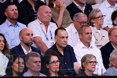 Peter V'landys, administrador de carreras de caballos y de la liga australiana de rugby, y Andrew Abdo, Consejero Delegado (CEO) de la National Rugby League (NRL) en Australia.