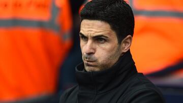 Mikel Arteta, entrenador del Arsenal, durante un partido.