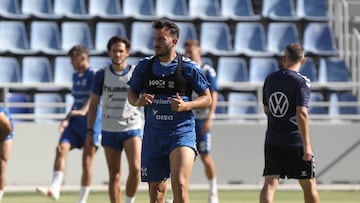 Ramis se lleva 20 futbolistas