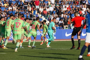 Alfonso Herrero: Ojal que no tenga que subir a rematar ms corners 