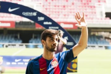 André Gomes, nuevo jugador del FC Barcelona en su presentación.