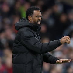 Wilfried Nancy sufre en Escocia