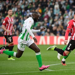 Sabaly, otra solución del milagrero Pellegrini