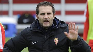 Rubén Baraja,entrenador del Sporting.