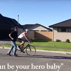 Keagan Girdlestone vuelve a rodar en bici tras su accidente