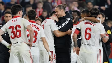 Alegría sevillista tras ganar al Atlético.