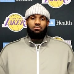 LeBron James habla sobre Brady y su hazaña con 43 años y saca el tema de su retirada de la NBA