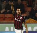 Un gran Bacca lleva al Milan a las semifinales de Copa