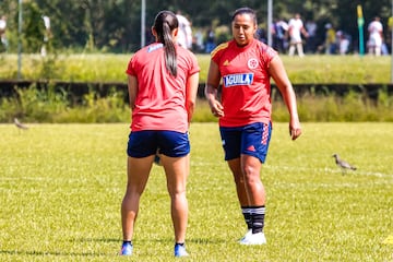 La Selección Colombia Femenina tuvo su último entrenamiento antes de enfrentar a Bolivia por la segunda fecha de la Copa América Femenina en el Pascual Guerrero. La Tricolor entrenó en la Cancha Fútbol Paz de La Z.