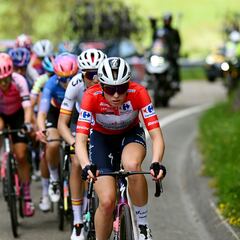 Enfado en el SD Worx: “El Movistar vio a Vollering parar a orinar y atacaron, no es deportivo”