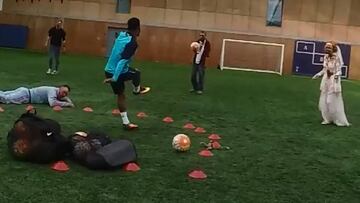 ?C¨®mo huir¨¢n Walker, Nkoudou y Janssen de los zombies?