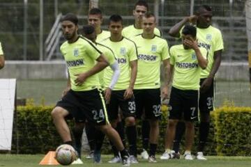 Atlético Nacional es el líder de la Liga Águila y enfrentará a Junior que también lucha por el primer lugar.