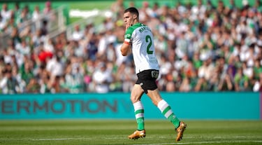 Como un avión entró Mantilla en el segundo palo para rematar el envío de Guliashvili al fondo de la red. Su tanto ponía el momentáneo 0-2 en el marcador, para un Racing que se afianza en el liderato.