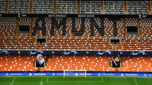 El Valencia expulsa al “racista del Sector 5 de Mestalla”