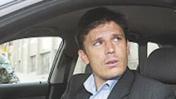 <b>PLANES Y REUNIONES. </b>Toni se reunió ayer con todos los jugadores de la primera plantilla en el Calderón.