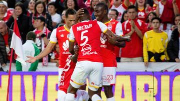 Santa Fe vuelve a ganar el clásico y es líder de la Liga