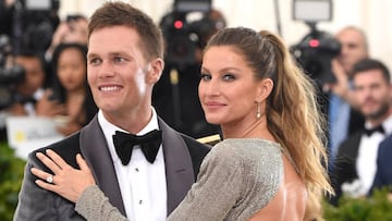 NEW YORK, NY - MAY 01:  Tom Brady (L) and Gisele Bundchen attend the &quot;Rei Kawakubo/Comme des Garcons: Art Of The In-Between&quot; Costume Institute Gala at Metropolitan Museum of Art on May 1, 2017 in New York City.  (Photo by Kevin Mazur/WireImage)