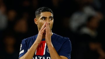 Soccer Football - Champions League - Paris St Germain v PSV Eindhoven - Parc des Princes, Paris, France - October 22, 2024 Paris St Germain's Achraf Hakimi reacts REUTERS/Christian Hartmann