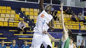 Eli Ndiaye, durante el partido contra el Unicaja.