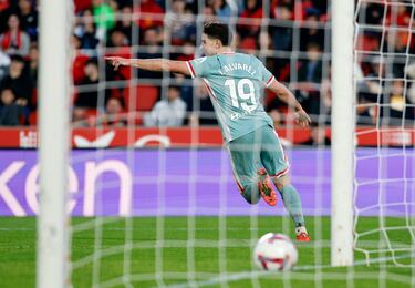 Julián Álvarez celebra el 0-1 al Mallorca. 