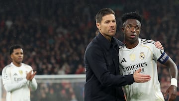 Thierry Henry aprovechó la vuelta de la UEFA Champions League para hablar sobre la actitud de Vinicius Júnior tras salir de cambio en El Clásico.