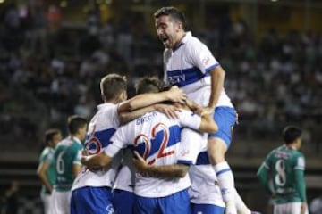 Universidad Católica está tercero en la tabla con 22 unidades, a sólo un punto de Colo Colo y Cobresal. En las cincos fechas restantes tendrán la oportunidad de ser campeones, si es que albos y nortinos lo permiten.