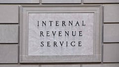 The IRS is accepting 2022 tax returns and recommends getting yours in early to expedite your refund. When do taxpayers have until to submit?