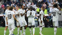 Real Madrid's players celebrate victory after the Spanish League football match between Real Madrid CF and FC Barcelona at the Santiago Bernabeu stadium in Madrid on October 16, 2022. - Real Madrid won 3-1. (Photo by OSCAR DEL POZO CANAS / AFP) (Photo by OSCAR DEL POZO CANAS/AFP via Getty Images)