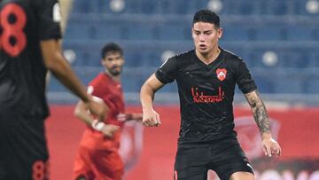 James Rodríguez, volante del Al Rayyan, salió expulsado tras la derrota ante Al Arabi. El colombiano se quejó por el juego fuerte de los qatarís