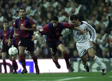 FC Barcelona: 1997-2004
PSV: 2005-07
QW2ERT